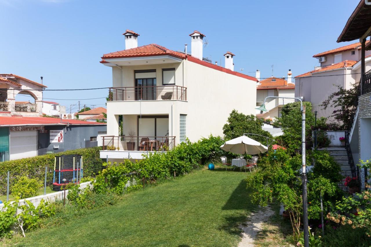 Villa Vardakas Pefkochori Exterior photo